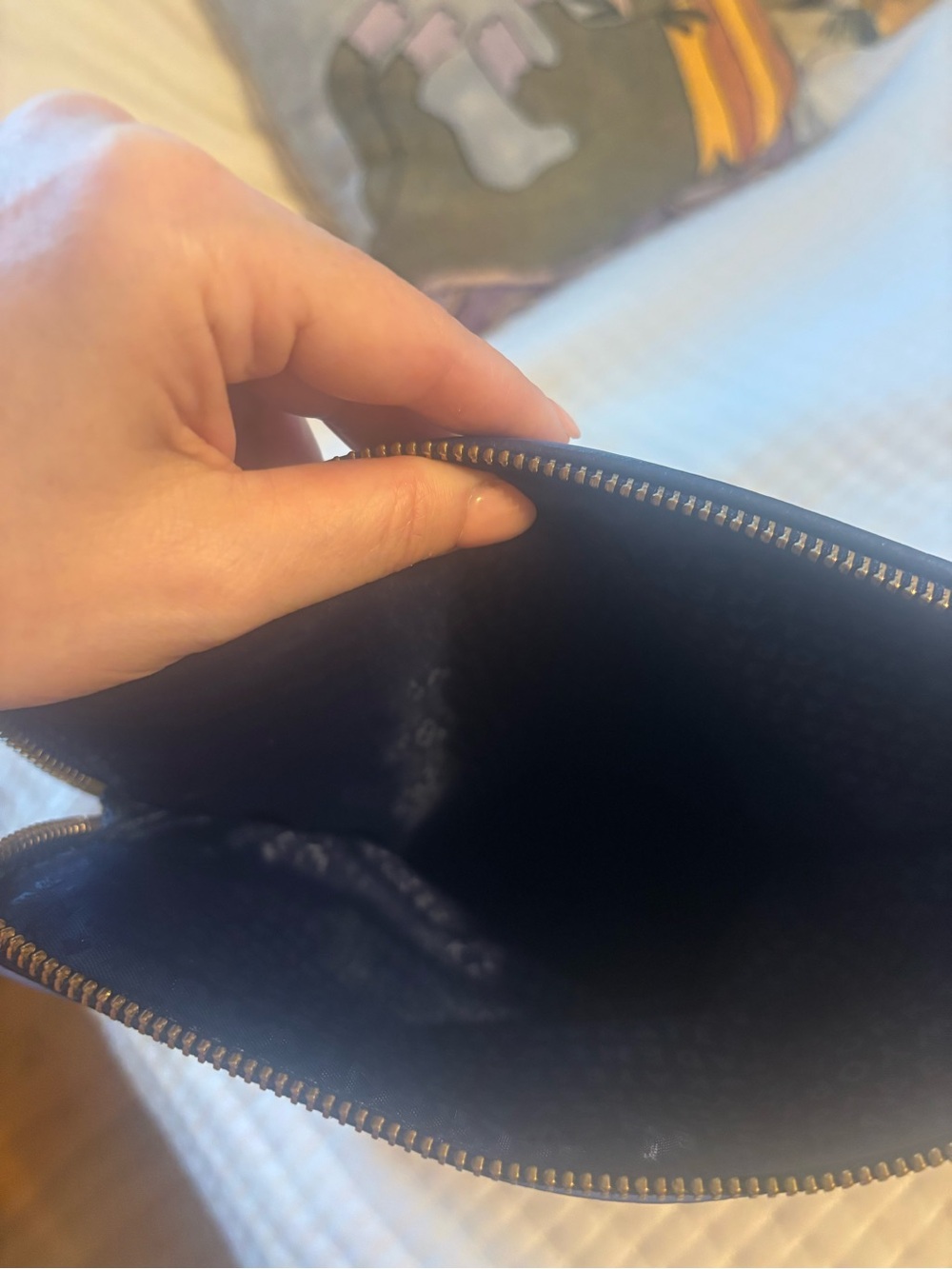 EUC Kate Spade Cornflower Blue Pebbled Leather Crossbody Purse - Picture 6 of 7